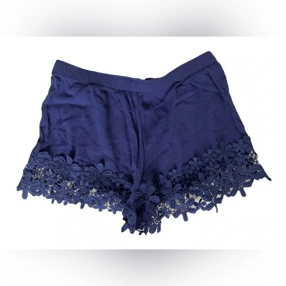 Women’s Blue Pull on Shorts size M Sexy Lace Scalloped Y2k Flirty Feminine Short